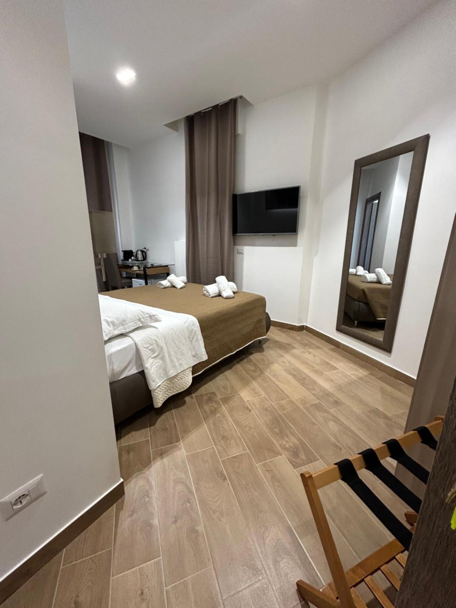 Grimaldi Comfort Guest House Exterior foto